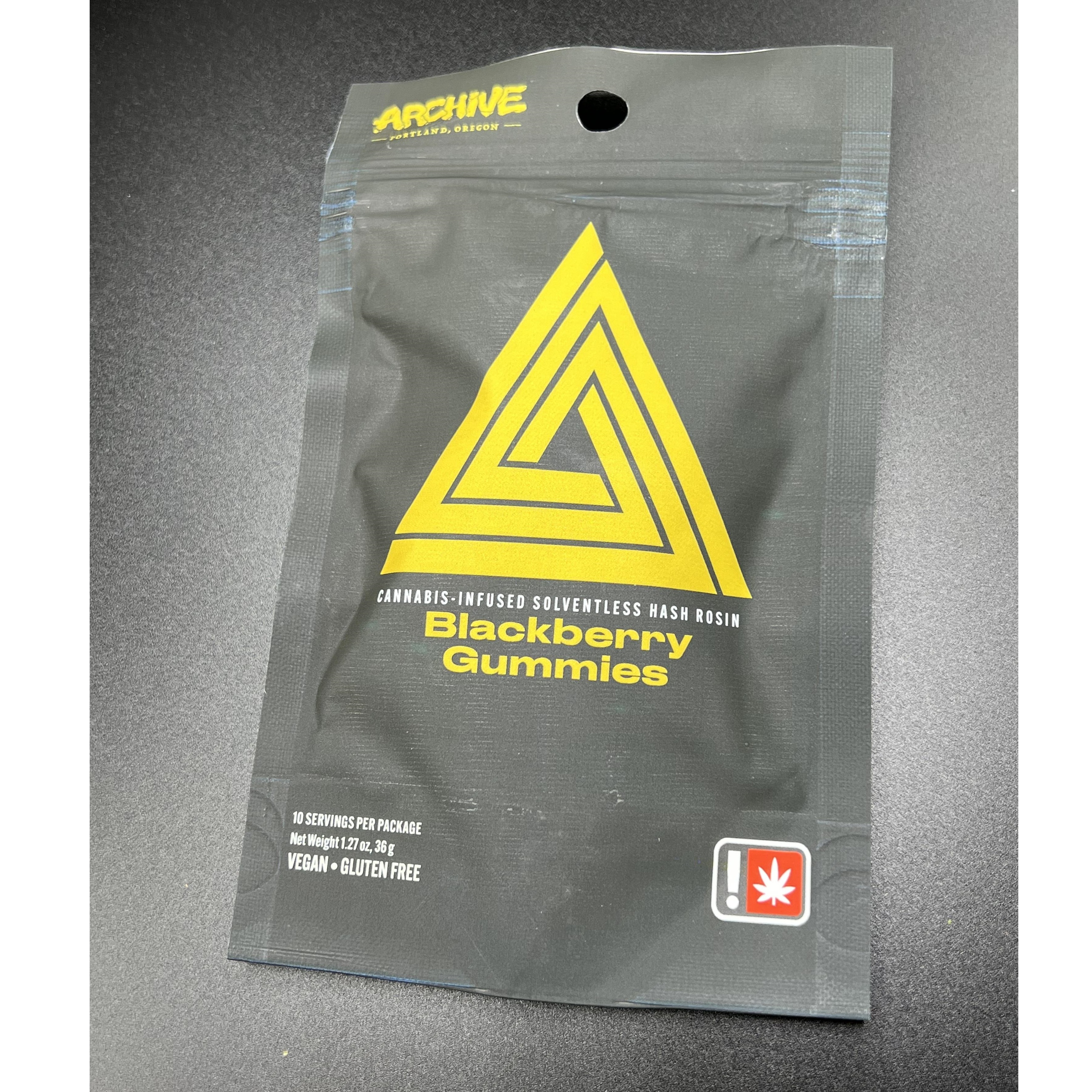Photograph of product: Archive > Gummy 10pk > 100mg > Peach