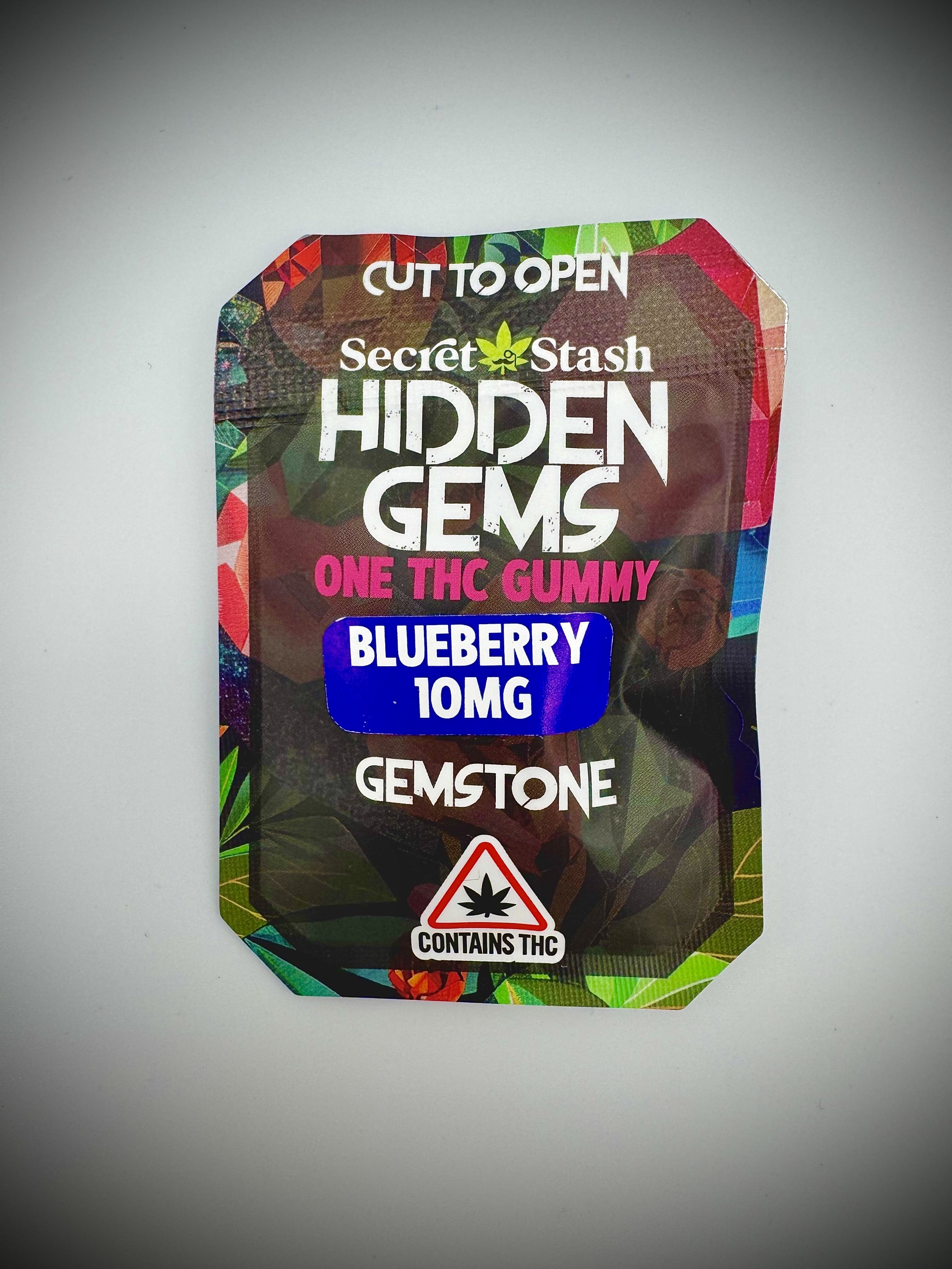 Photograph of product: Hidden Gems 10mg | Blueberry | Solo Gummy