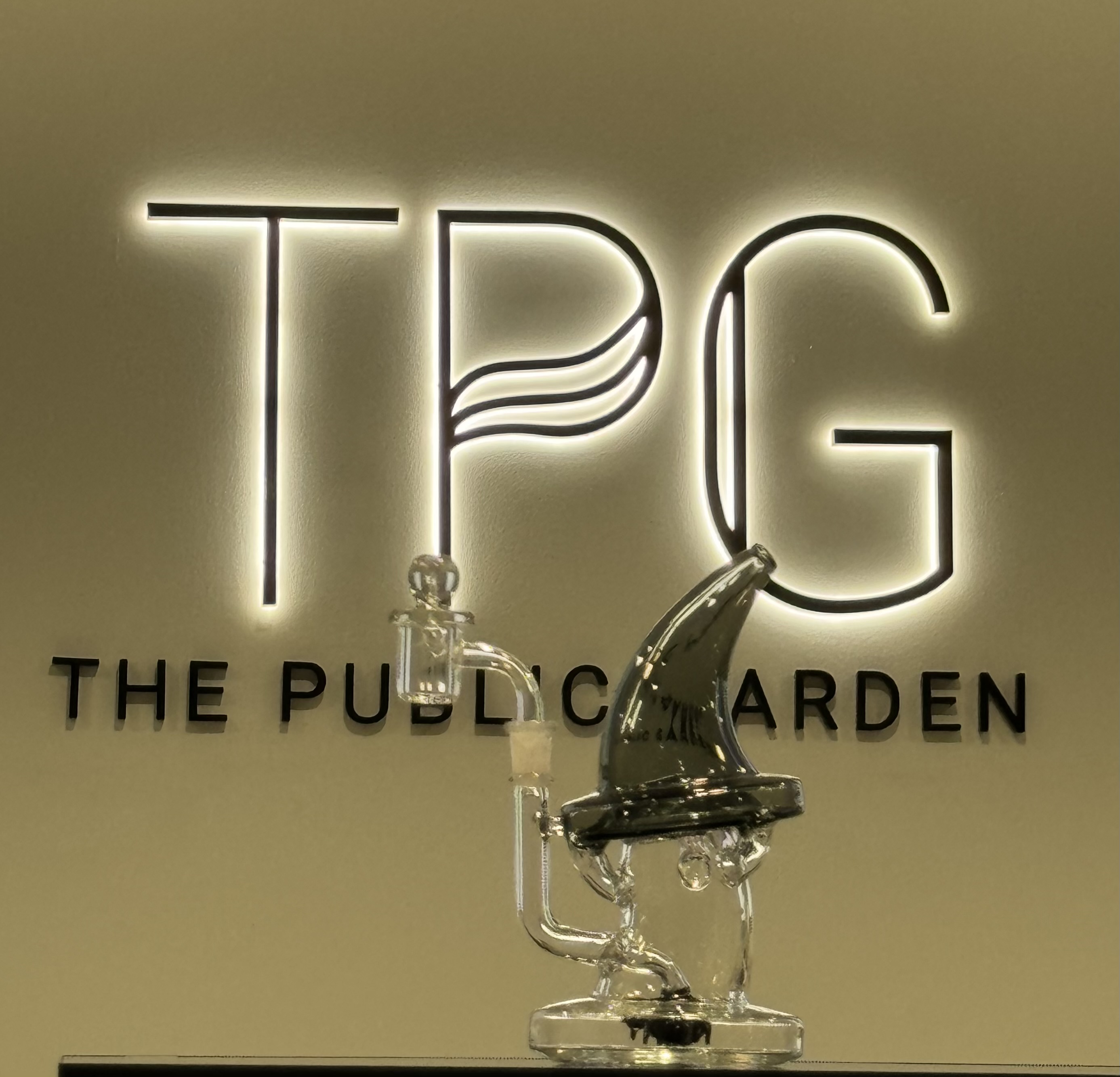 Photograph of product: Phantom Mini Dab Rig - Witch Hat Dab Rig