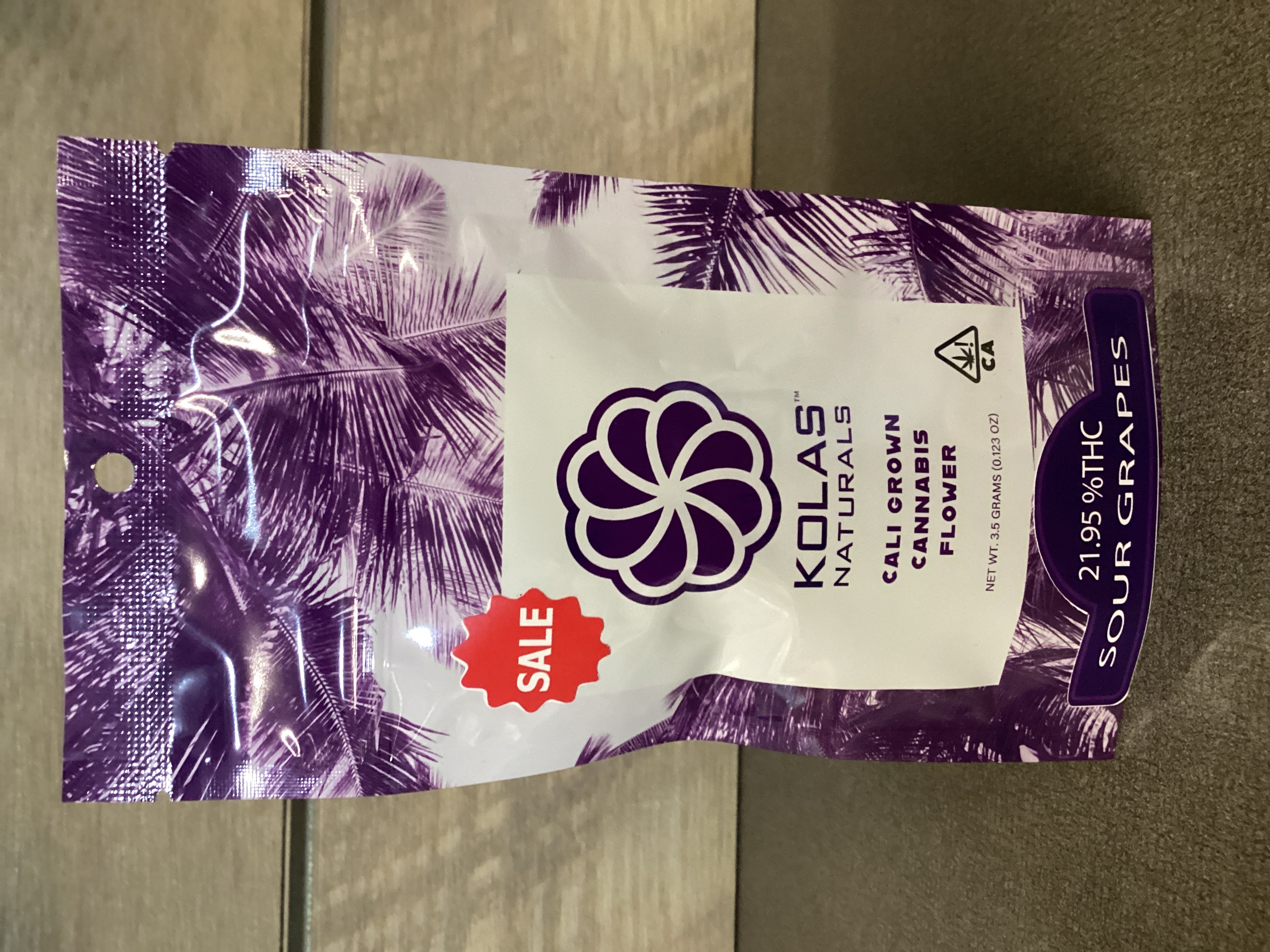 Photograph of product: KOLAS - SOUR GRAPES - 3.5g