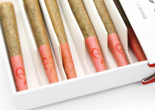 Photograph of product: Jenny's | Orange 76 | Pre-Roll Pack | 0.5g X 5