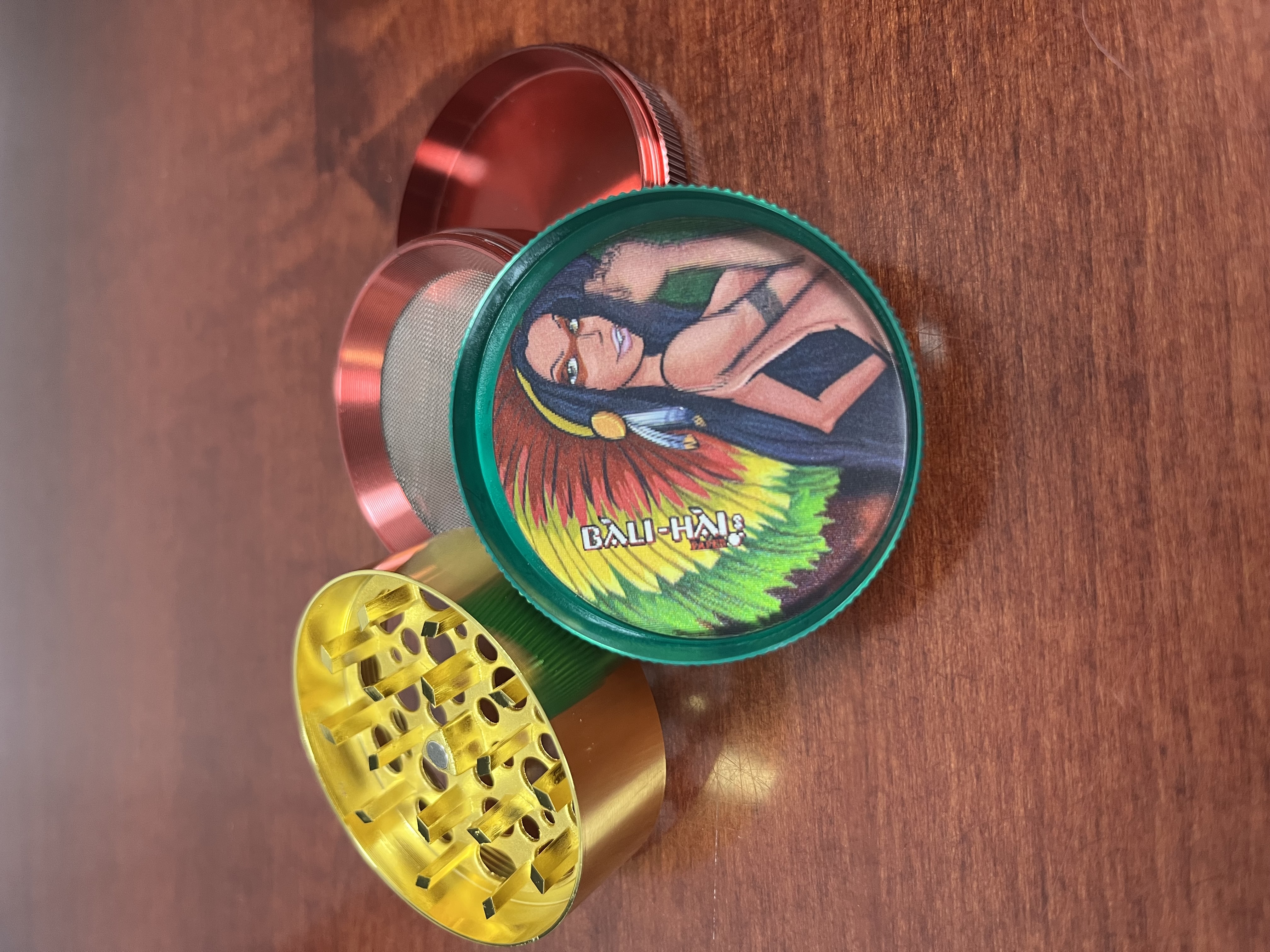 Photograph of product: Grinder l Rasta Themed l 2pc
