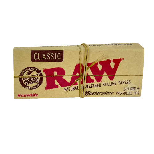 Photograph of product: Raw Masterpiece 1 1/4 with Prerolled Tips