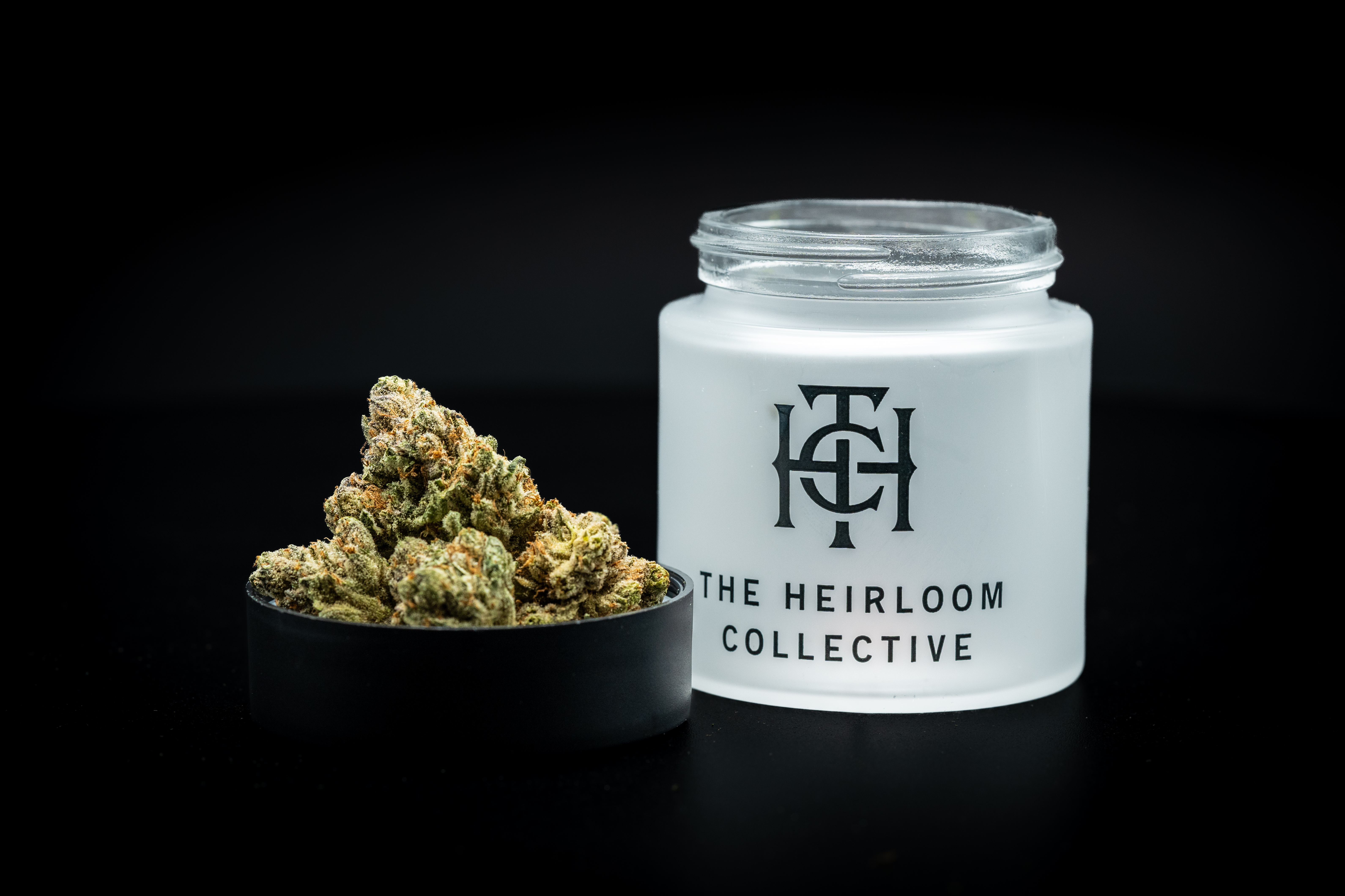 Photograph of Product: Red Elder 3.5g Jar The Heirloom Collective