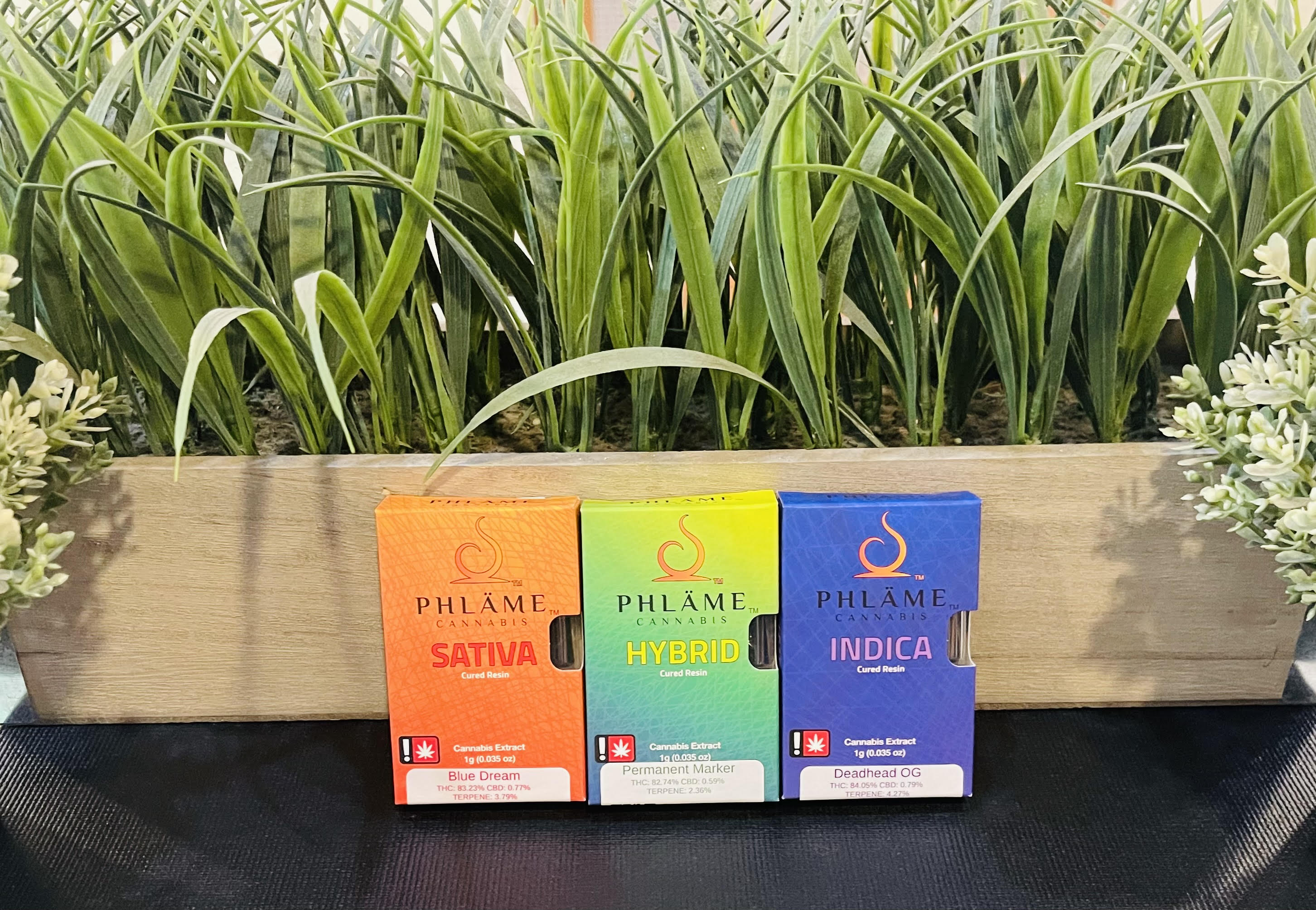 Photograph of product: Phlame Lemon Gelato CR Cart