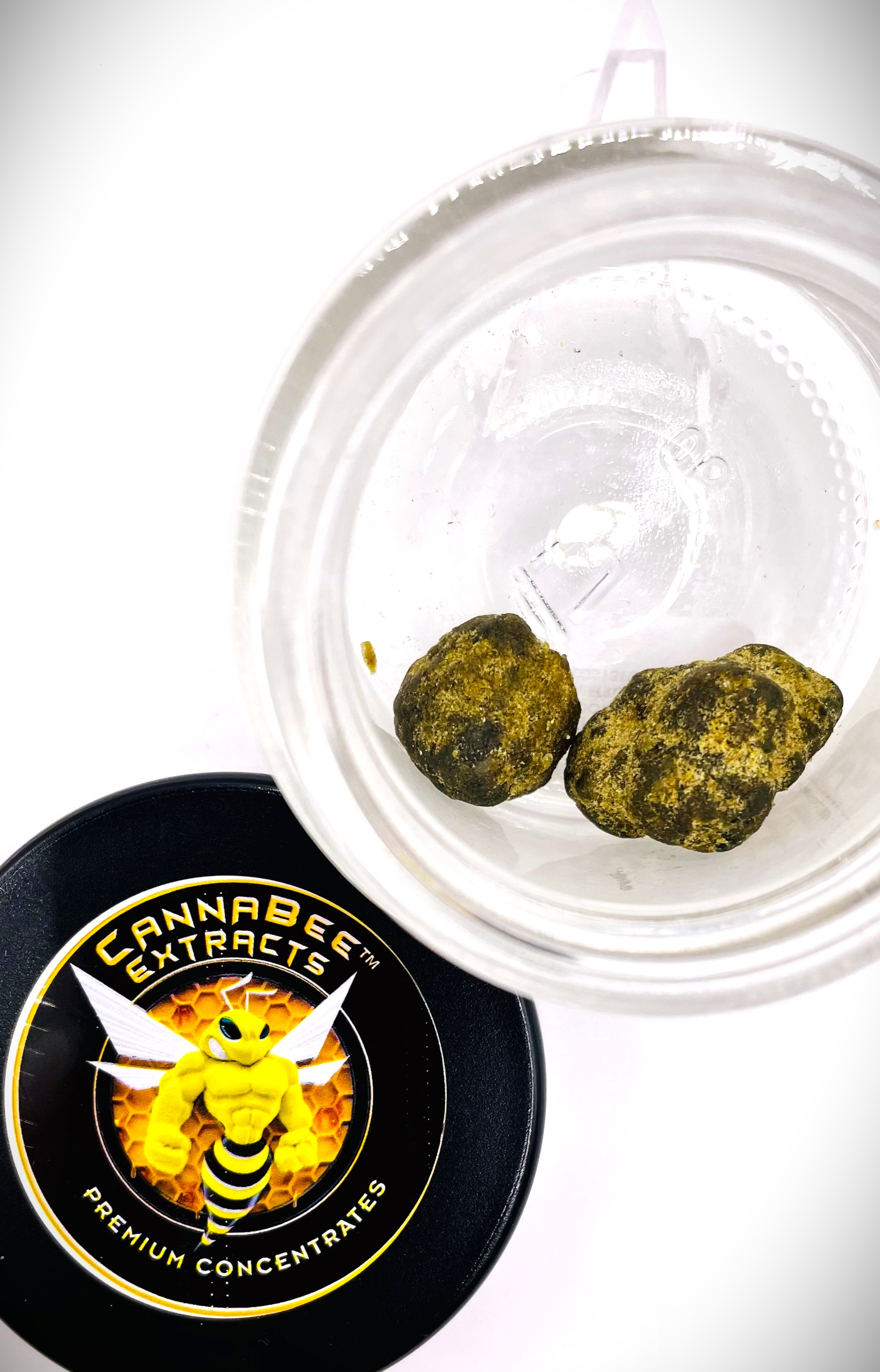Photograph of product: Cannabee Extracts | Unicorn Poopsie | 3G Live Resin Moon Rock