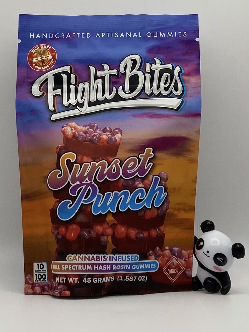 Photograph of product: Flight Bites - Sunset Punch - 100mg au chocolat Rosin Gummies
