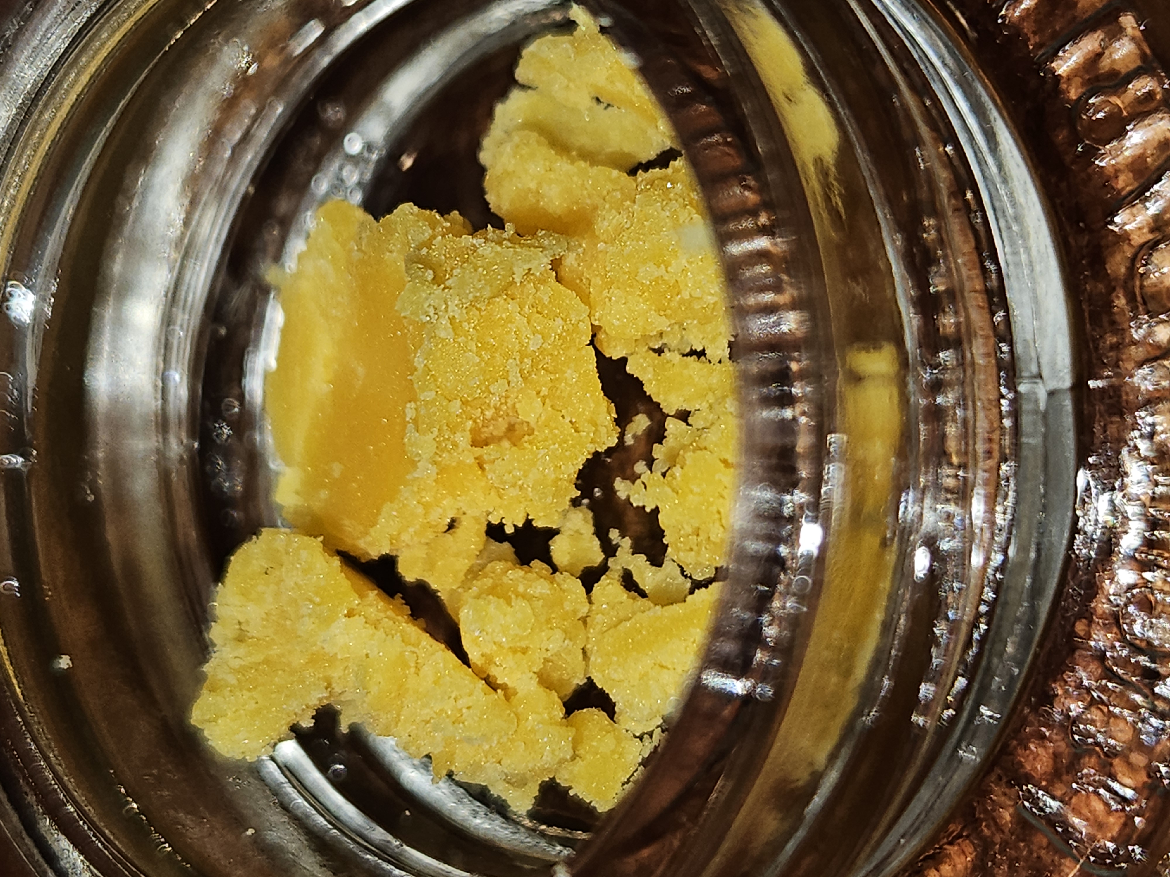 Photograph of product: Beehive - Butterscotch Bacio - Badder