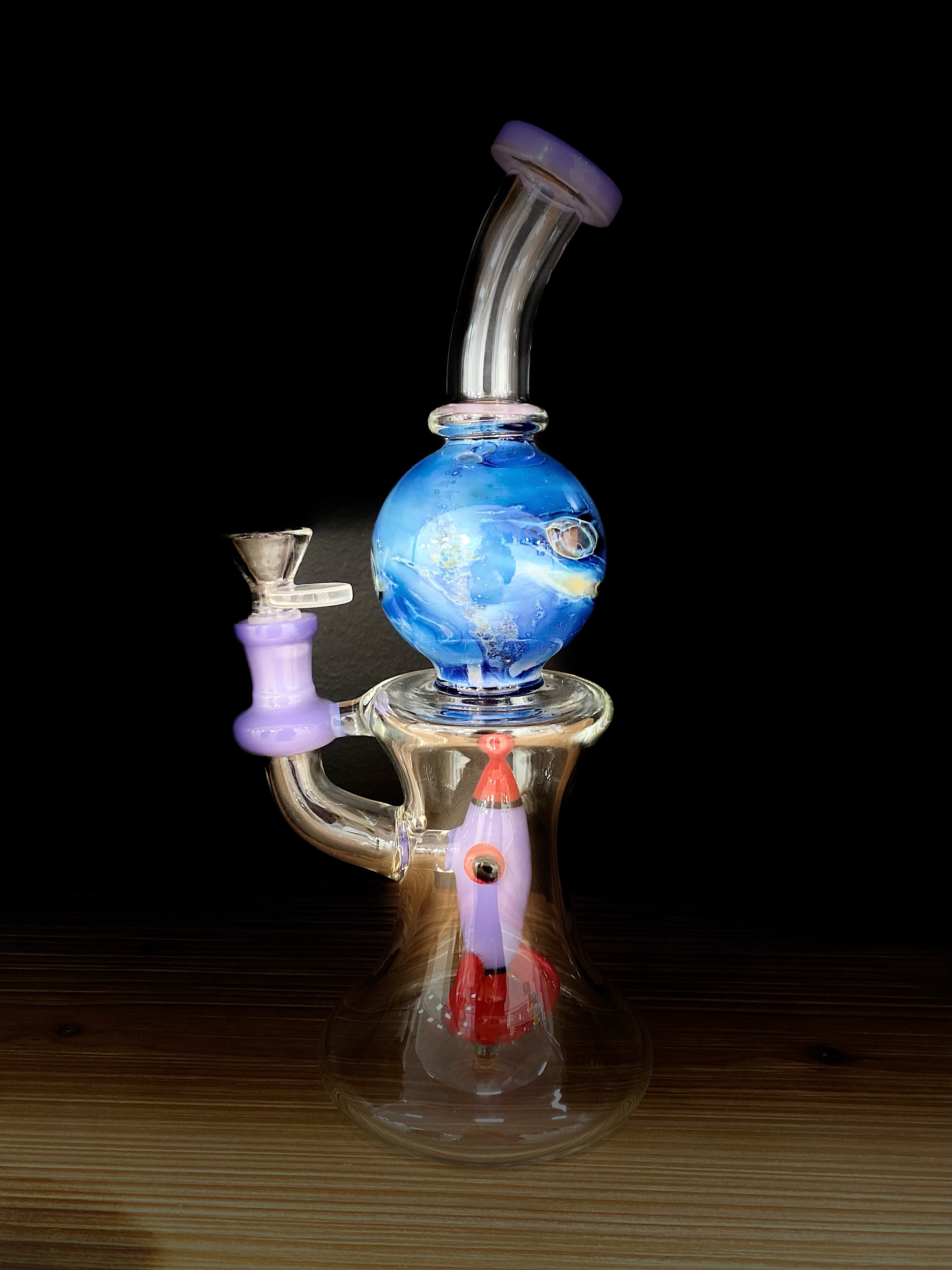 Photograph of product: Rocket Ship Bong | 14mm 10" Specialty Bong