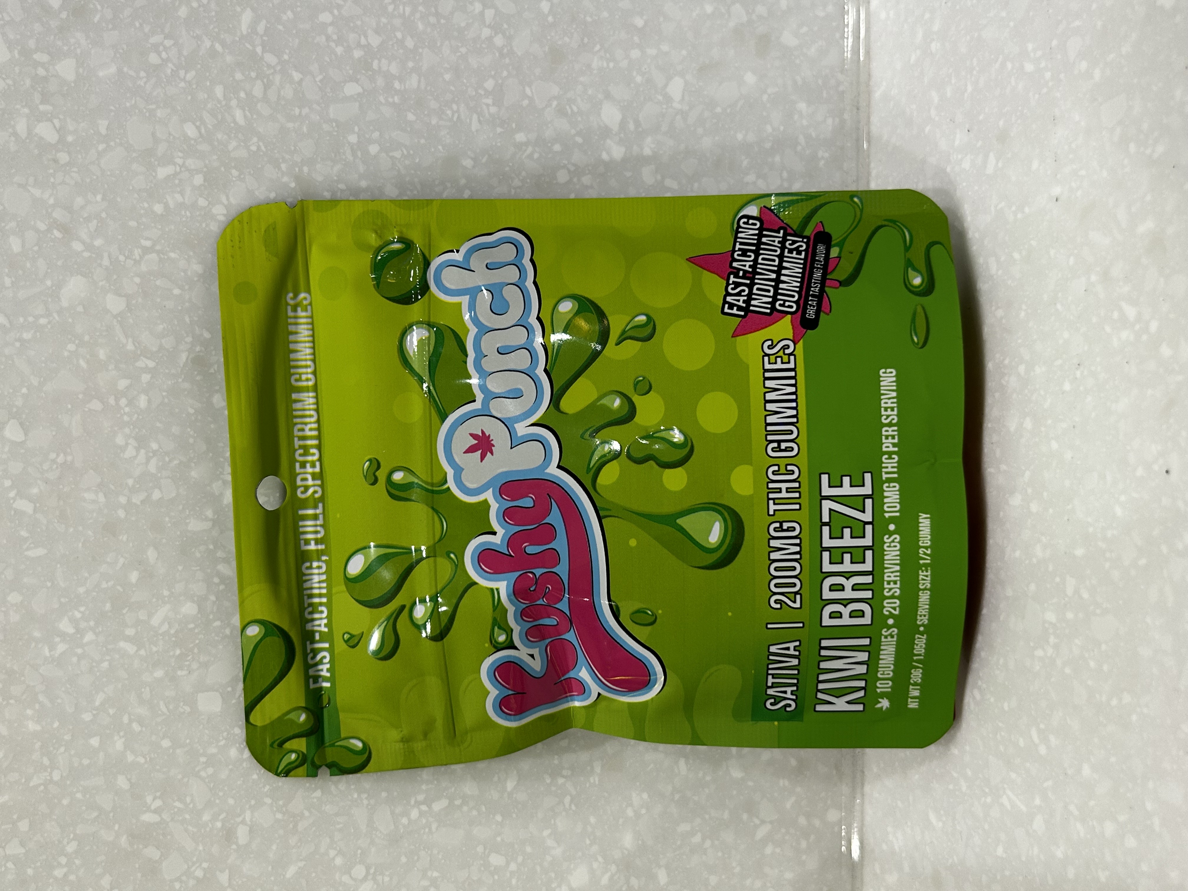 Photograph of product: Kushy Punch | Full Spectrum Gummy | Kiwi Breeze | 200mg