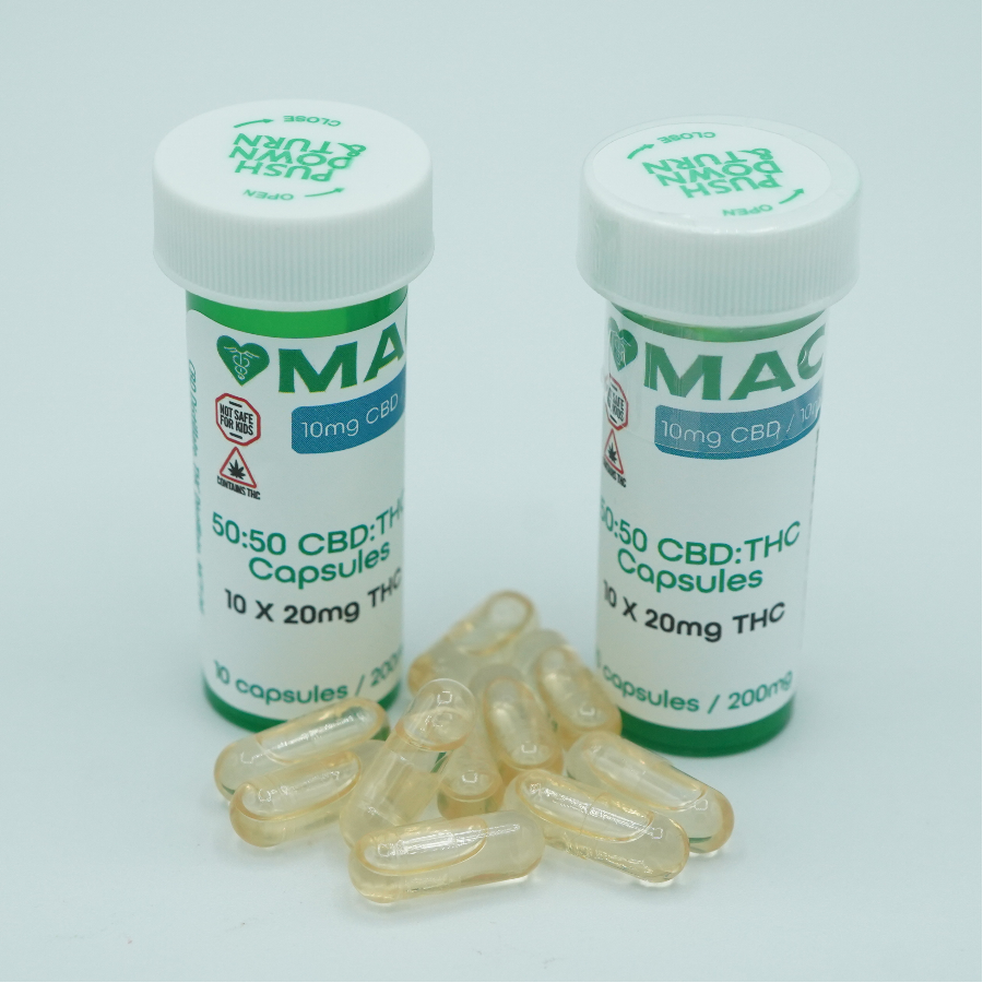 Photograph of product: 50:50 Capsules 10x20mg