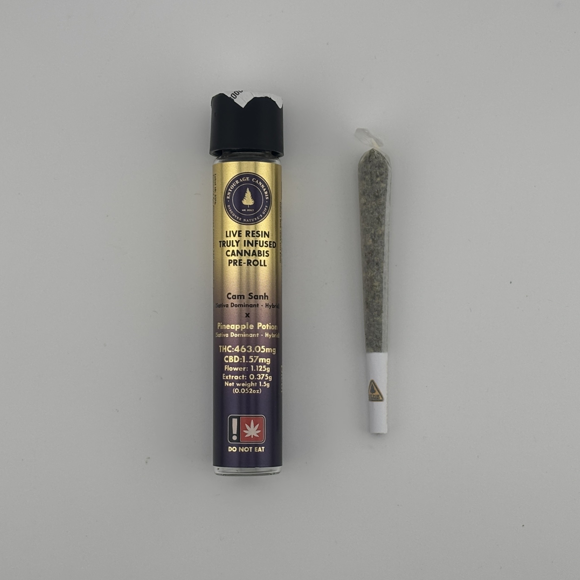 Photograph of product: Entourage | 1.5g LR Preroll | Cam Sanh x Pineapple Potion