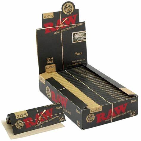 Photograph of product: RAW: Black 1 1/4" | 50ct