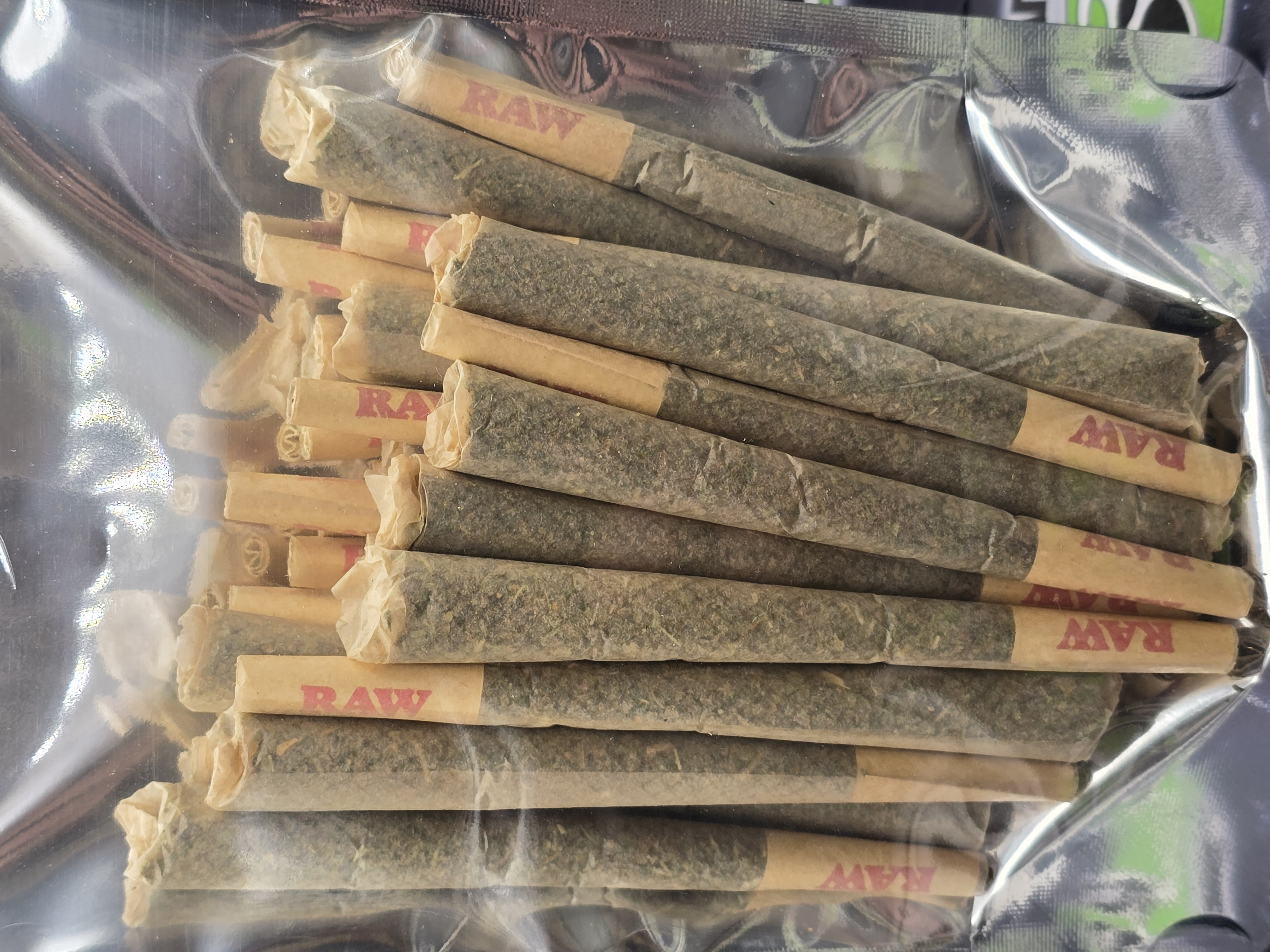 Photograph of product: GreenCo | Biscotti Preroll Pack