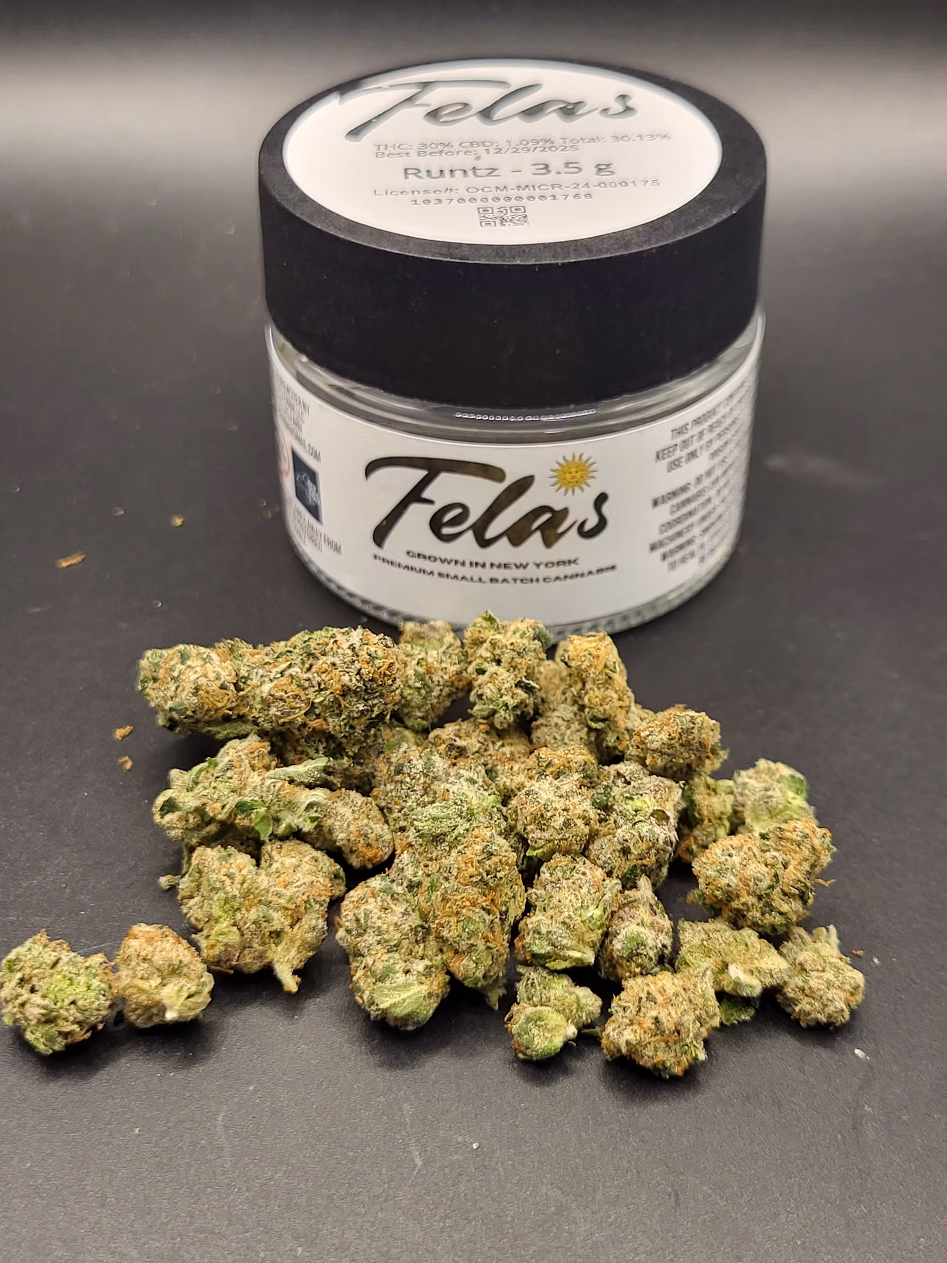 Photograph of product: Flower - Runtz - 3.5g