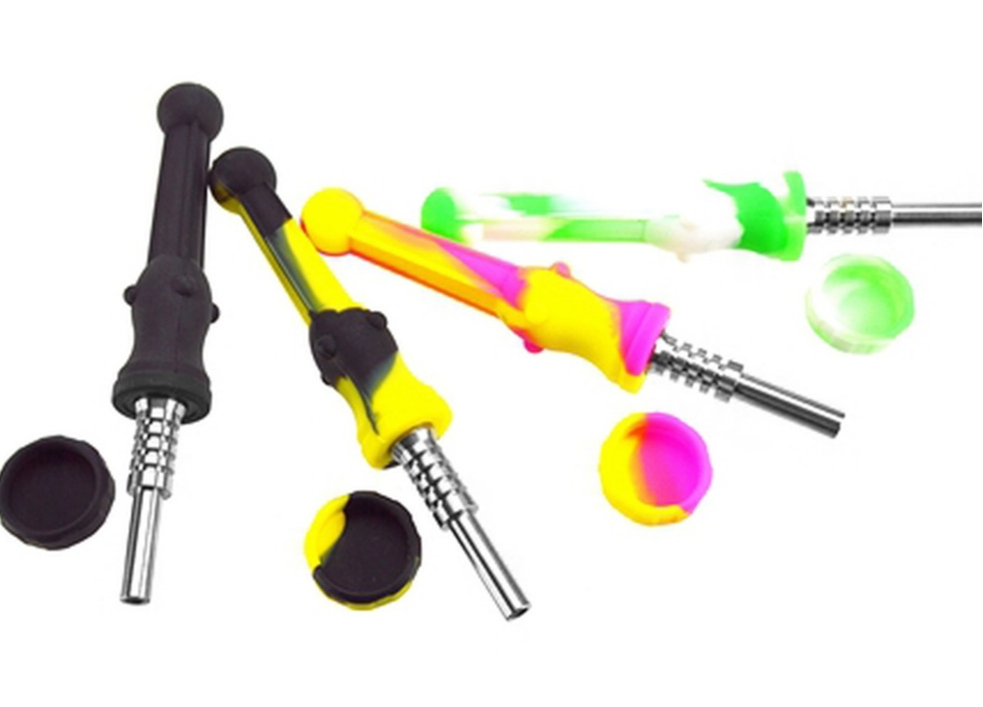 Photograph of product: Silicone Honey Straw w/ 14mm Titanium Tip