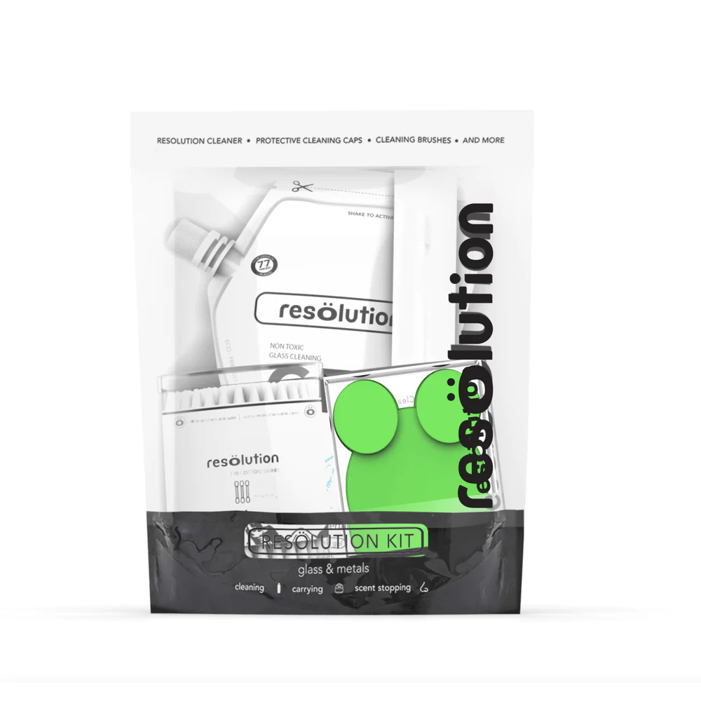 Photograph of Product: Ooze Resolution Spotless Cleaning Kit with Green Caps