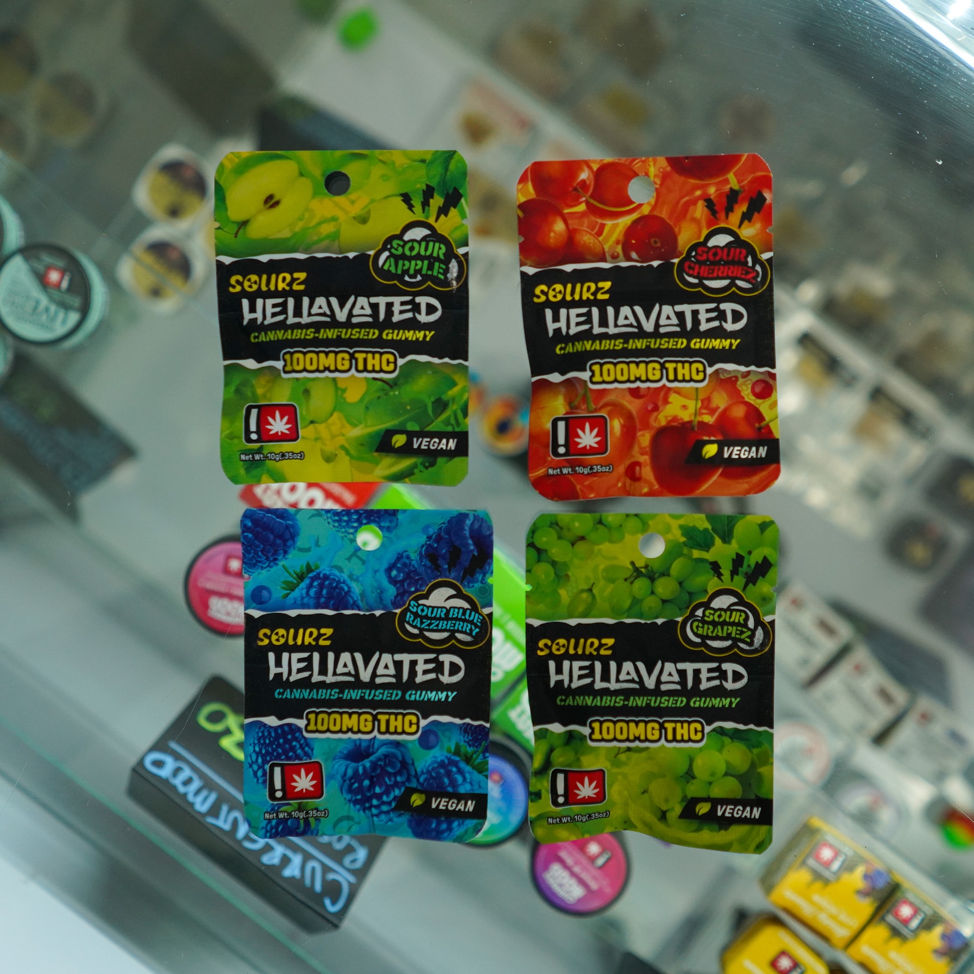 Photograph of product: Sour Grape 100mg Gummy - Hellavated