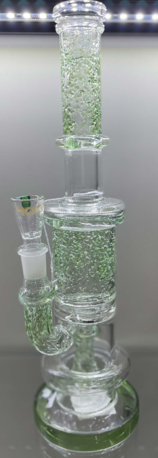 Photograph of product: Tall Speckled Green Bong