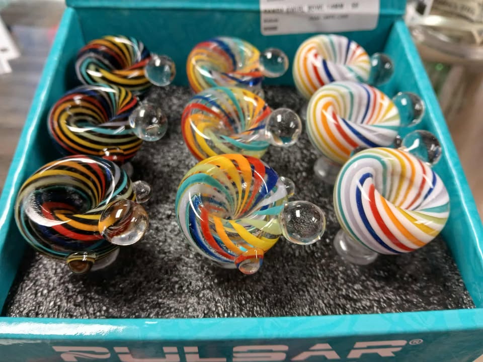 Photograph of product: CANDY SWIRL BOWL 14MM | $8