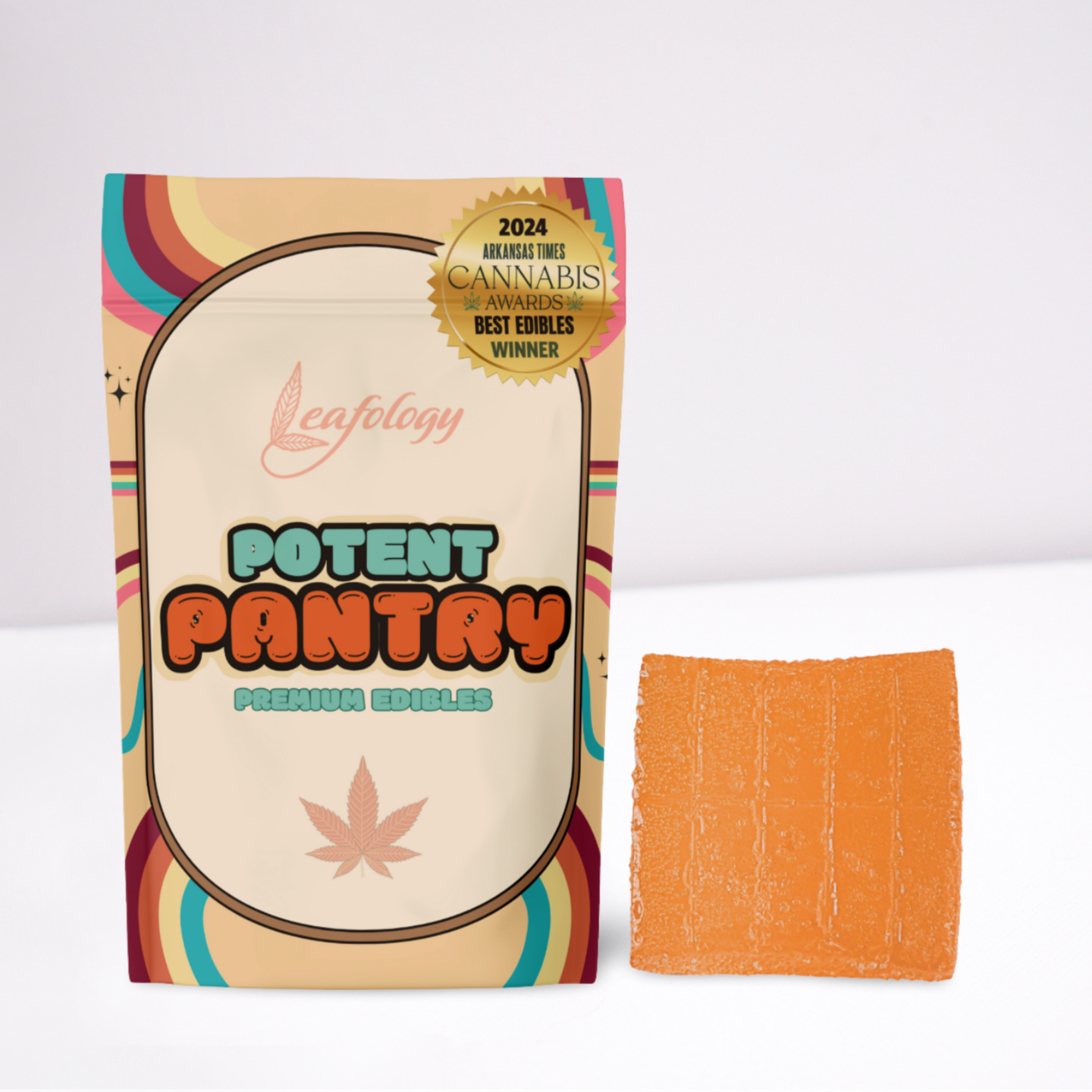 Photograph of product: Leafology: Gummies | Multi-Dose Super Soaker | 300mg