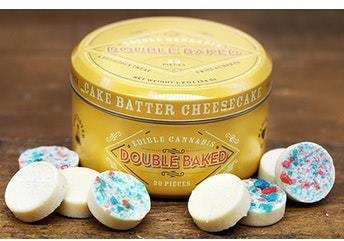 Photograph of product: Nano Cake Batter Cheesecake RSO Oui'd Chocolates | 100mg/20pc