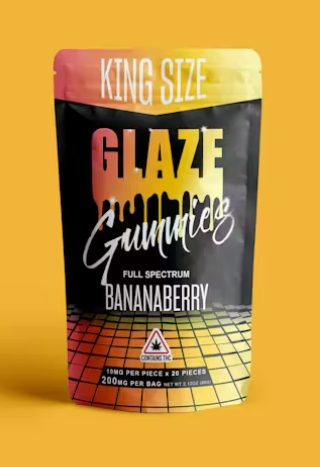 Photograph of product: Glaze - BananaBerry Gummies | Full Spectrum | 200MG