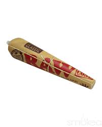 Photograph of product: High MNT. Imports | Accessories | RAW Classic Pre Rolled Cones King Size 3pk