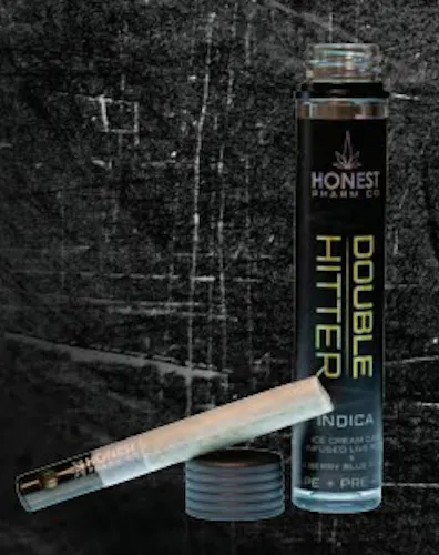 Photograph of product: Honest Pharm | Infused Live Resin Pre Roll | Ice Cream Cake x Berry Blue