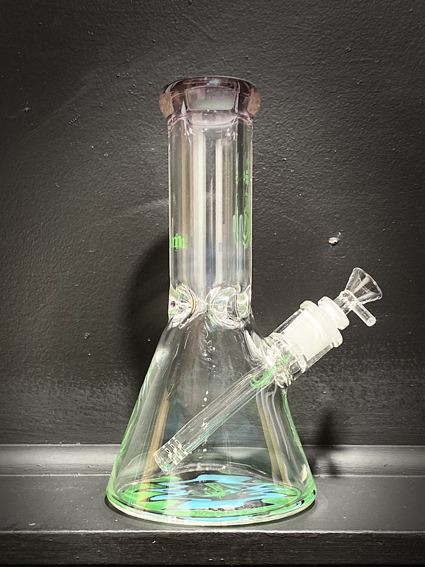 Photograph of product: Genie Glass Swirl Base Bong