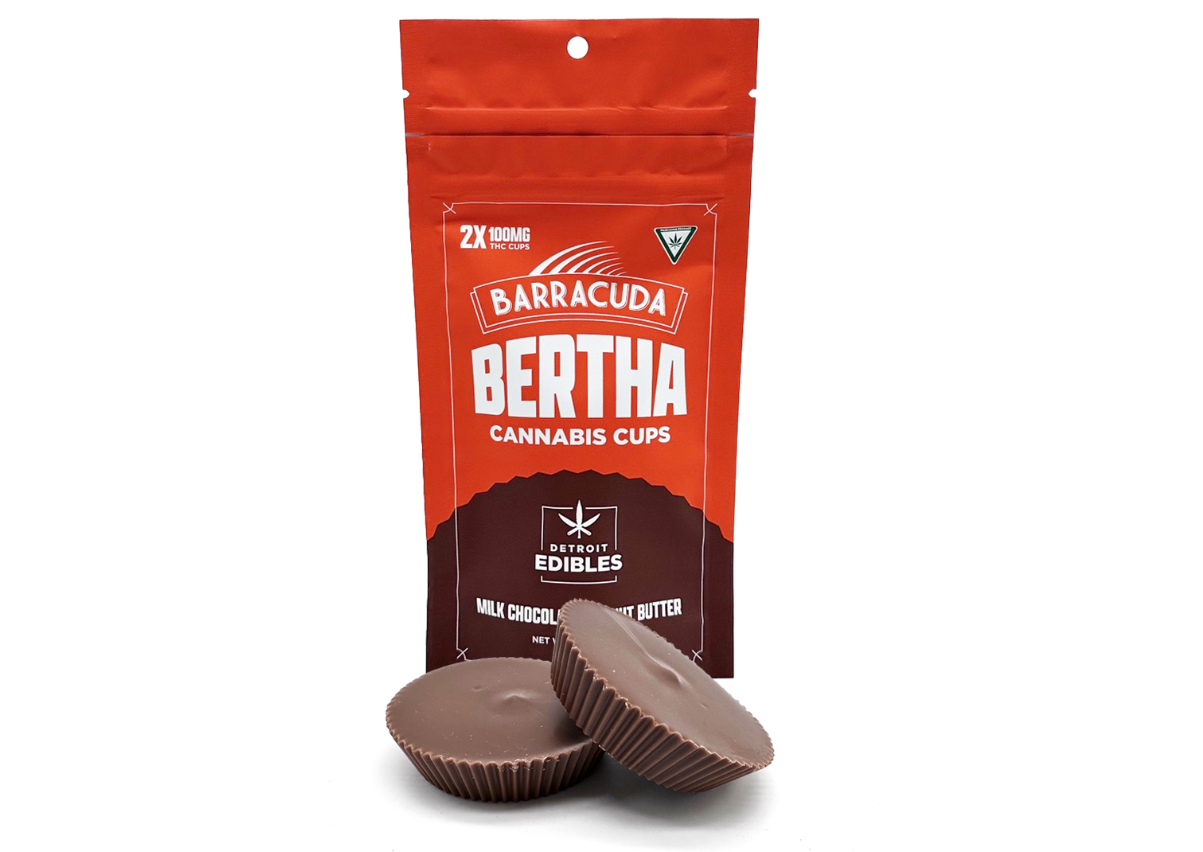 Photograph of product: MILK CHOCOLATE PEANUT BUTTER | BARRACUDA BERTHA CUPS | 200MG