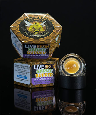 Photograph of product: Canna Bee | Garlic Budder | Live Resin Terp Badder Oui'd