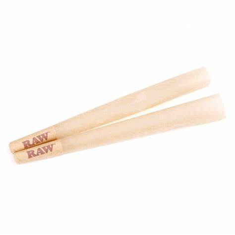 Photograph of product: RAW | ORGANIC KING SIZE CONES | 3PK