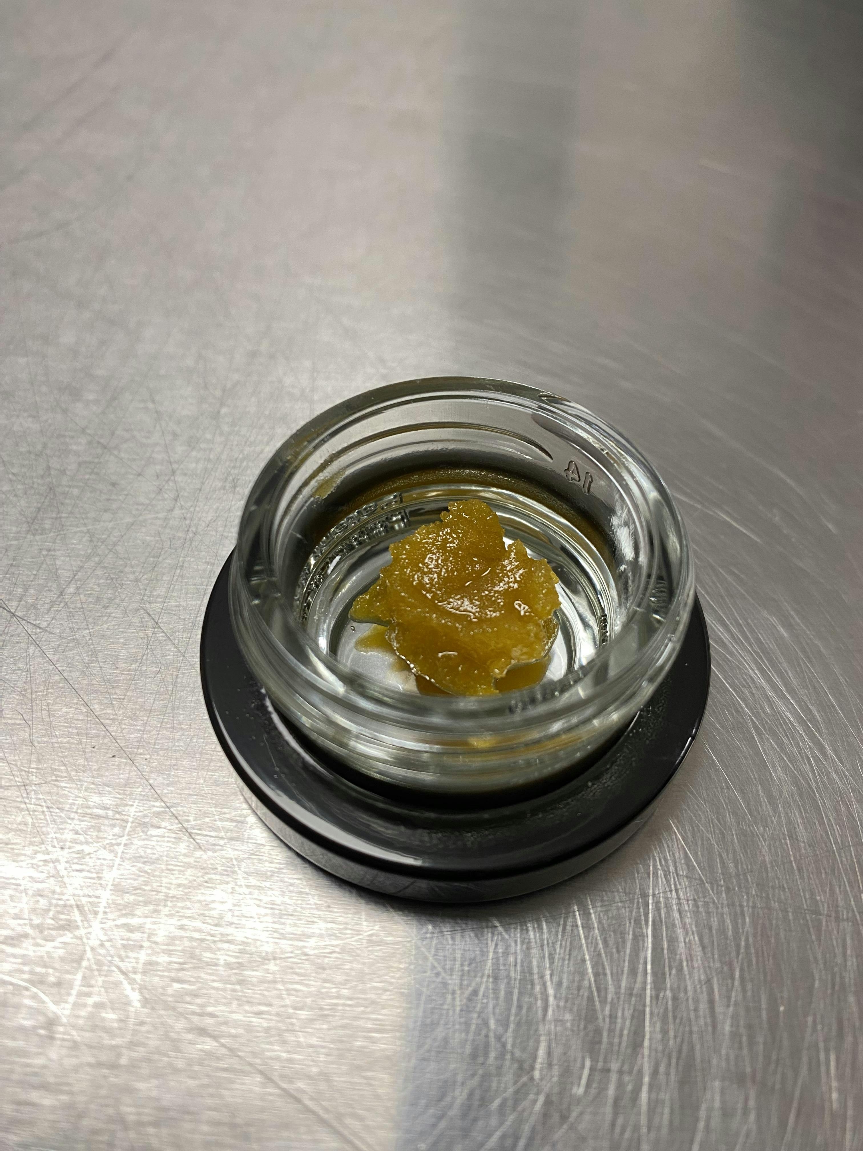 Photograph of product: Harry's Kush Live Resin Badder (H) [1g] - 