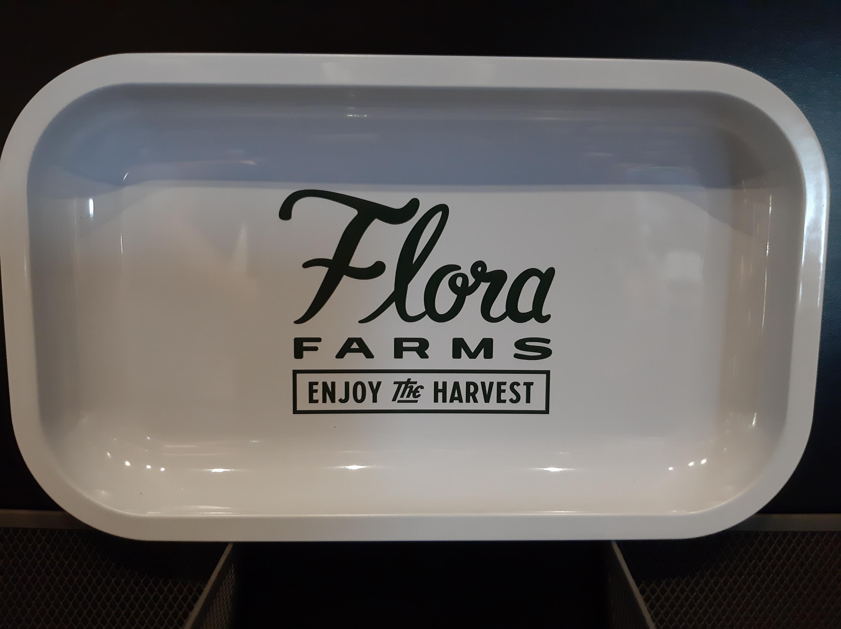 Photograph of product: Flora Farms Rolling Tray