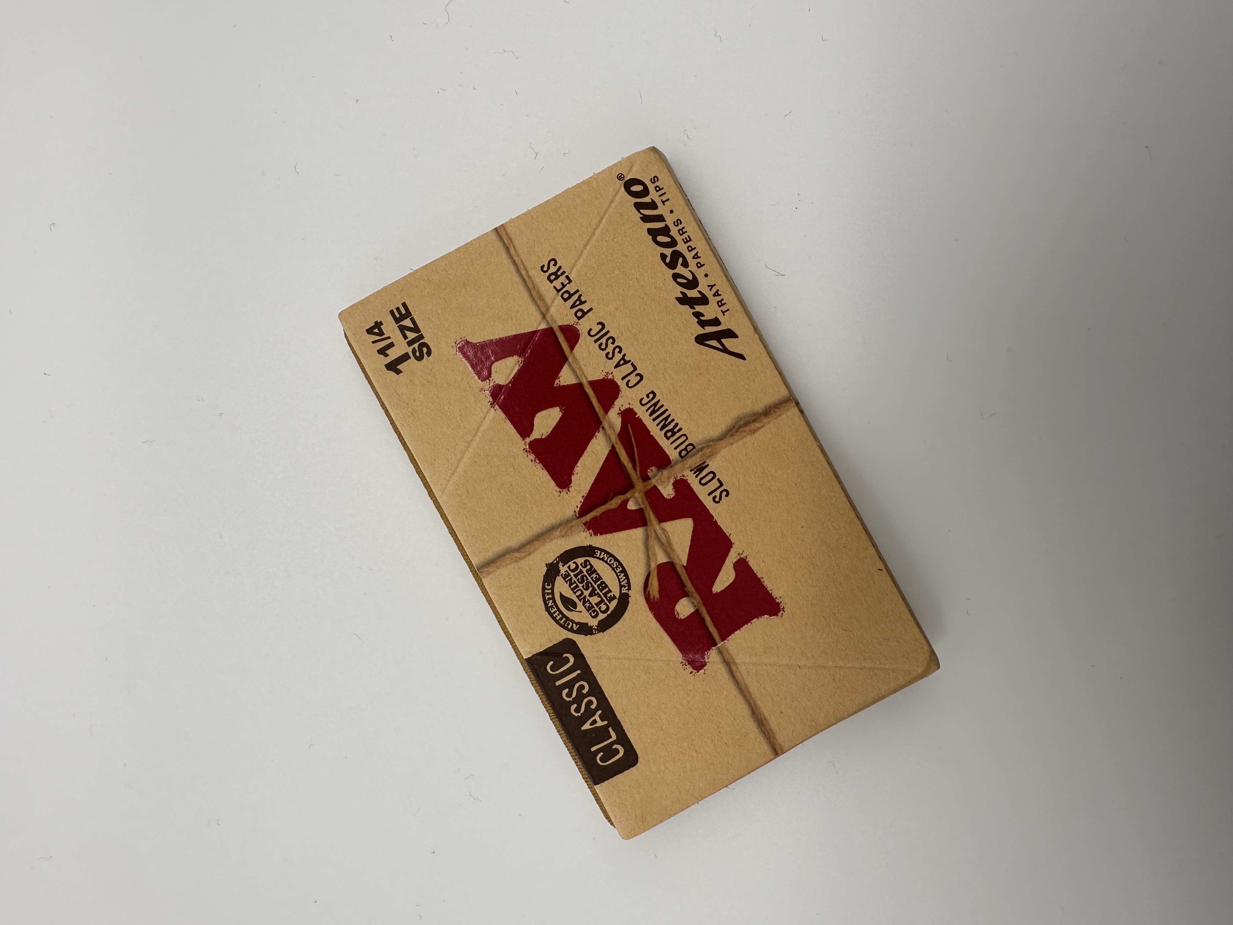 Photograph of product: RAW | Organic Artesano Rolling Kit | 1 1/4 Size