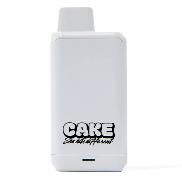 Photograph of product: Cake Secret Stash White 510 Battery