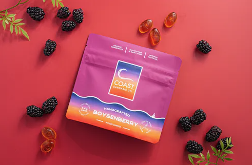 Photograph of product: Coast Boysenberry (H) 5:20:5 TH-oui:CBD:CBC Gummies 5mg 20pc