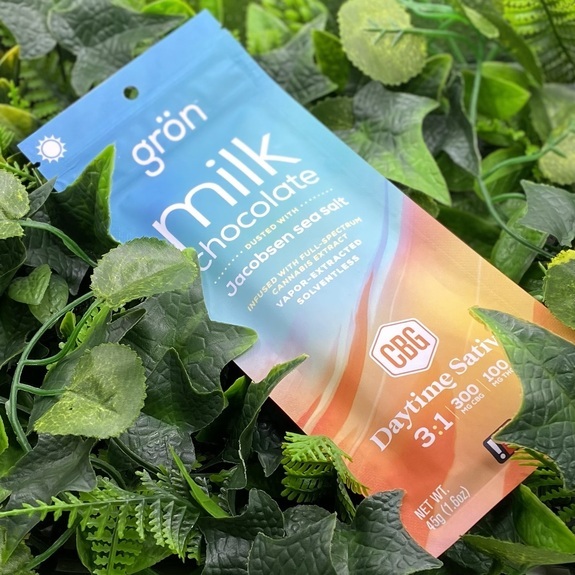 Photograph of product: Milk Chocolate w/ Sea Salt 3:1 CBG Uplifting - 300mg CBG & 100mg TH-oui - Gron