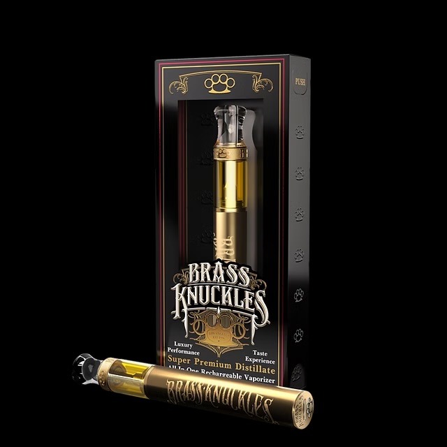 Photograph of product: Brass Knuckles | AIO Vape | Strawberry Cough AIO | 1g