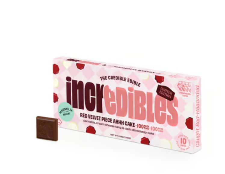 Photograph of product: Incredibles 1:1 Red Velvet Cake Chocolate Bar 100mg (TH-oui:CBD)