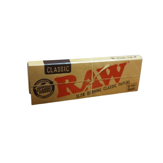 Photograph of product: Raw - Classic 1 1/4 Rolling Papers - 