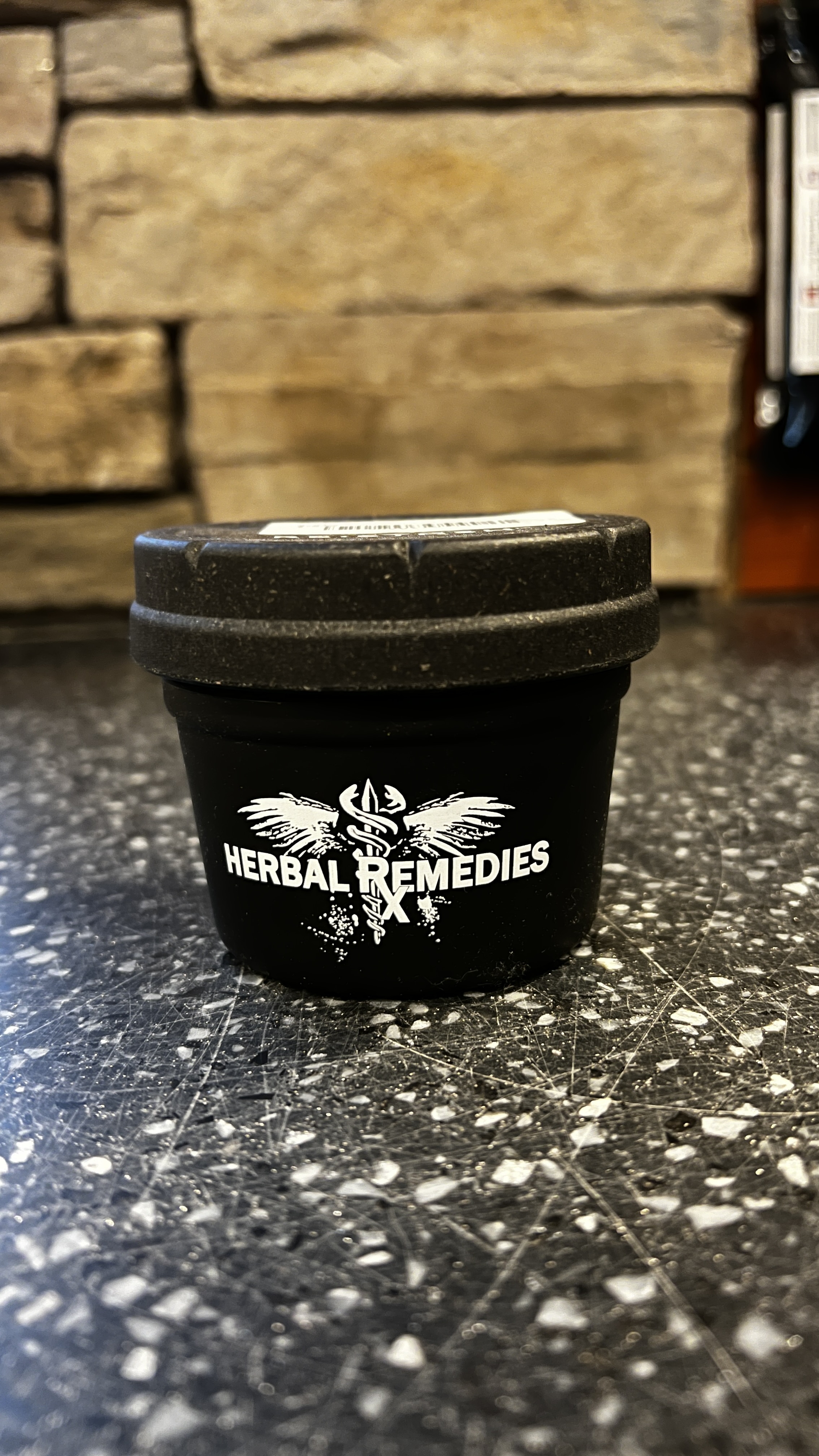 Photograph of product: 8oz Re Stash (Black Jar Black Lid)