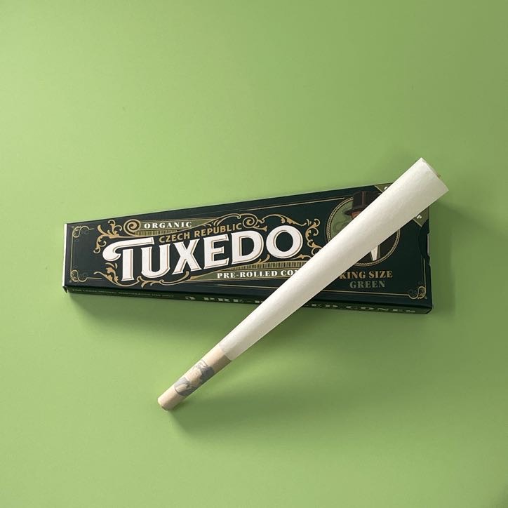 Photograph of product: Tuxedo - Pre-Rolled Cones (Green) - King Size (3pk)