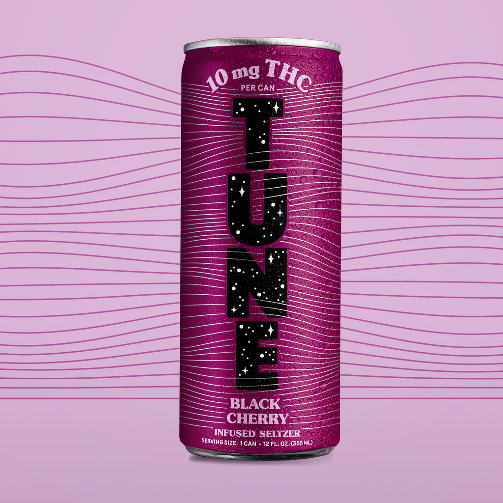 Photograph of product: TUNE | BLACK CHERRY | TH-oui INFUSED SELTZER | 40MG (4PK)