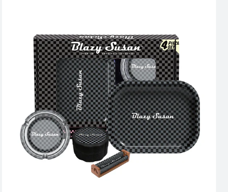 Photograph of product: Blazy Susan-Smokers Kit- Carbon Fiber