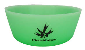 Photograph of product: 6in Silicone Munchie Bowl