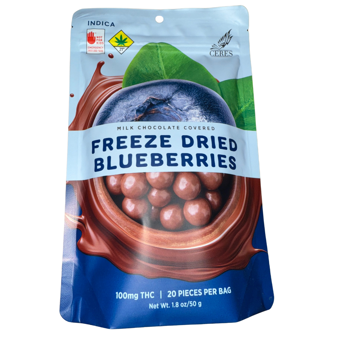 Photograph of product: Ceres Milk Chocolate Freeze Dried Blueberries Oui'd 100mg