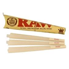 Photograph of product: Raw Classic PreRolled Cones Kingsize 3pk