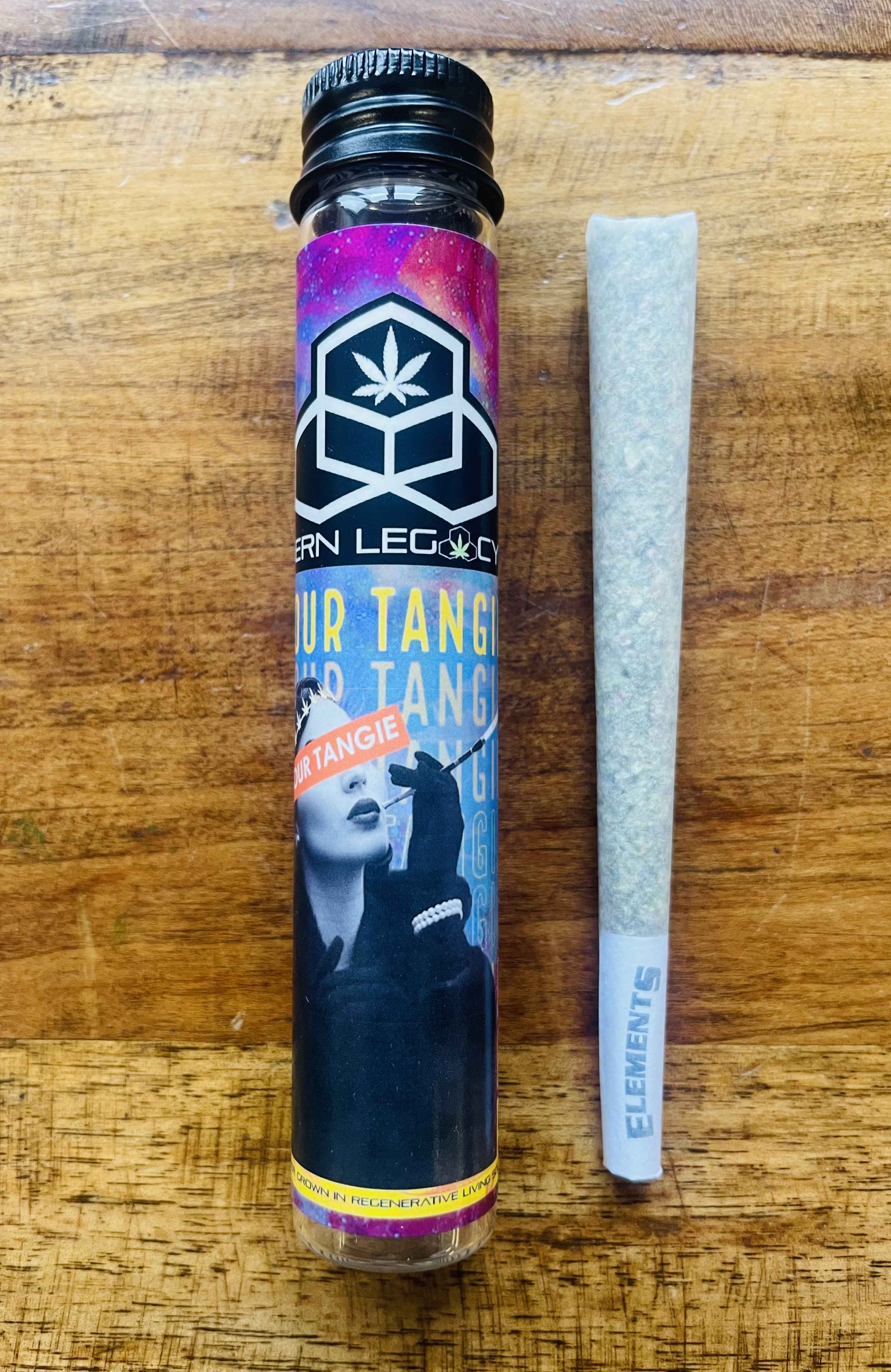 Photograph of product: Bern Legacy | Sour Tangie | Pre Roll | 1g | 22.5%TH-oui